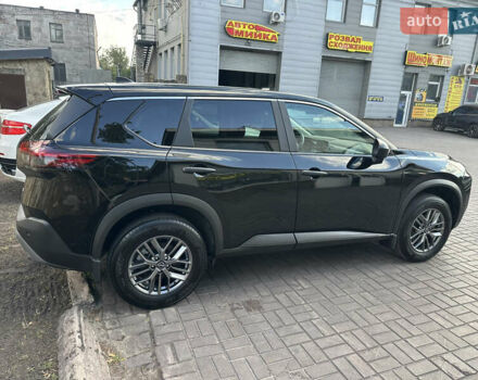 Черный Ниссан Rogue, объемом двигателя 1.5 л и пробегом 19 тыс. км за 24999 $, фото 4 на Automoto.ua