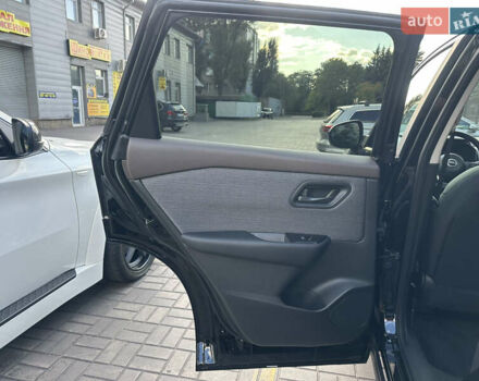 Черный Ниссан Rogue, объемом двигателя 1.5 л и пробегом 19 тыс. км за 24999 $, фото 14 на Automoto.ua