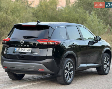 Черный Ниссан Rogue, объемом двигателя 1.5 л и пробегом 55 тыс. км за 21500 $, фото 4 на Automoto.ua