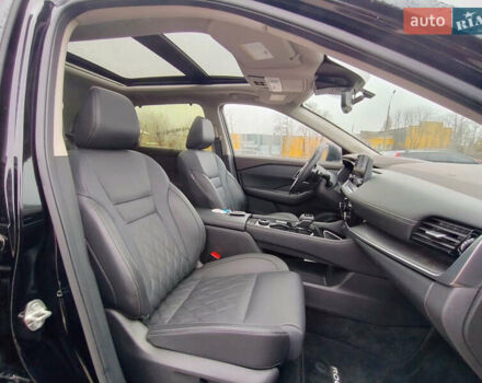 Чорний Ніссан Rogue, об'ємом двигуна 1.5 л та пробігом 16 тис. км за 26300 $, фото 11 на Automoto.ua