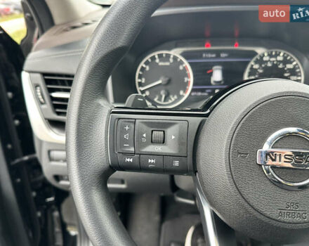 Черный Ниссан Rogue, объемом двигателя 1.5 л и пробегом 75 тыс. км за 22999 $, фото 43 на Automoto.ua