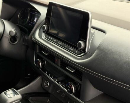 Черный Ниссан Rogue, объемом двигателя 1.5 л и пробегом 28 тыс. км за 20900 $, фото 7 на Automoto.ua