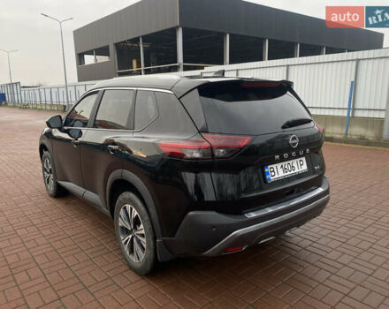 Чорний Ніссан Rogue, об'ємом двигуна 1.5 л та пробігом 31 тис. км за 25000 $, фото 3 на Automoto.ua