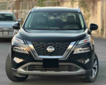 Черный Ниссан Rogue, объемом двигателя 1.5 л и пробегом 29 тыс. км за 11300 $, фото 1 на Automoto.ua