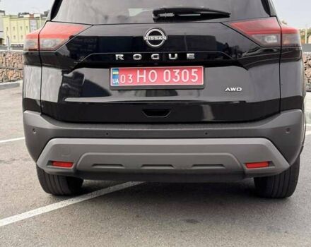 Черный Ниссан Rogue, объемом двигателя 1.5 л и пробегом 75 тыс. км за 19550 $, фото 5 на Automoto.ua