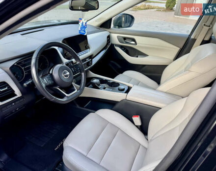 Черный Ниссан Rogue, объемом двигателя 1.5 л и пробегом 90 тыс. км за 22200 $, фото 12 на Automoto.ua