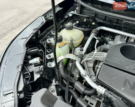 Черный Ниссан Rogue, объемом двигателя 1.5 л и пробегом 75 тыс. км за 22999 $, фото 64 на Automoto.ua