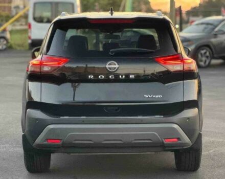 Черный Ниссан Rogue, объемом двигателя 1.5 л и пробегом 29 тыс. км за 11300 $, фото 4 на Automoto.ua