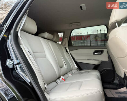 Черный Ниссан Rogue, объемом двигателя 1.5 л и пробегом 14 тыс. км за 25300 $, фото 46 на Automoto.ua