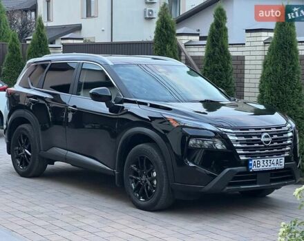 Черный Ниссан Rogue, объемом двигателя 1.5 л и пробегом 4 тыс. км за 30500 $, фото 2 на Automoto.ua