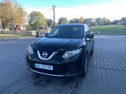 Ніссан Rogue 2015 у Кам'янське (Дніпродзержинськ) на Automoto.ua Чорний Ніссан Rogue, об'ємом двигуна 2.5 л та пробігом 147 тис. км за 11900 $, фото 1 на Automoto.ua