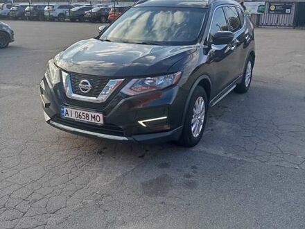 Черный Ниссан Rogue, объемом двигателя 2.49 л и пробегом 174 тыс. км за 15000 $, фото 1 на Automoto.ua