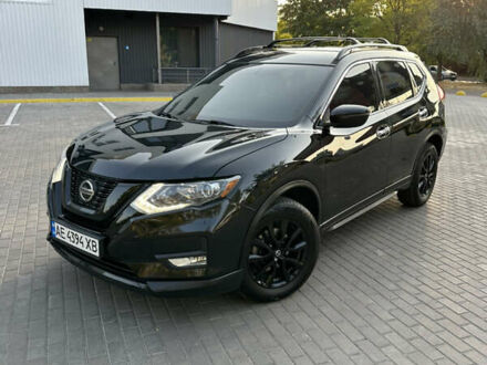 Ніссан Rogue 2017 у Кам'янське (Дніпродзержинськ) на Automoto.ua Чорний Ніссан Rogue, об'ємом двигуна 2.49 л та пробігом 152 тис. км за 14800 $, фото 1 на Automoto.ua