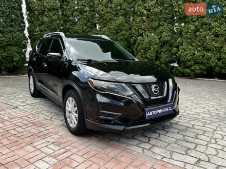 Черный Ниссан Rogue, объемом двигателя 2.49 л и пробегом 175 тыс. км за 15000 $, фото 1 на Automoto.ua