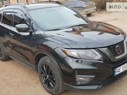 Ниссан Rogue 2017 в Кривом Роге на Automoto.ua Черный Ниссан Rogue, объемом двигателя 2.5 л и пробегом 97 тыс. км за 16300 $, фото 1 на Automoto.ua
