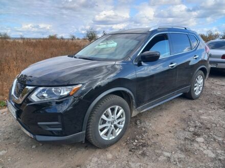 Черный Ниссан Rogue, объемом двигателя 2.5 л и пробегом 115 тыс. км за 17000 $, фото 1 на Automoto.ua