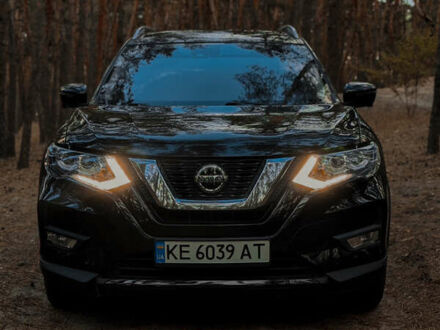 Черный Ниссан Rogue, объемом двигателя 2.49 л и пробегом 148 тыс. км за 17800 $, фото 1 на Automoto.ua