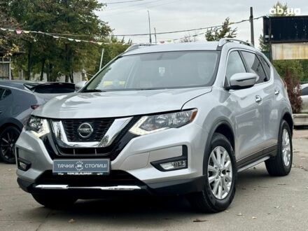 Черный Ниссан Rogue, объемом двигателя 2.5 л и пробегом 171 тыс. км за 12900 $, фото 1 на Automoto.ua