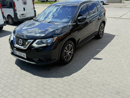 Черный Ниссан Rogue, объемом двигателя 2.49 л и пробегом 176 тыс. км за 15999 $, фото 1 на Automoto.ua
