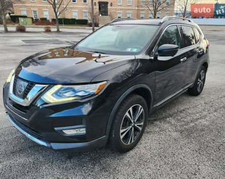 Черный Ниссан Rogue, объемом двигателя 2.49 л и пробегом 147 тыс. км за 14000 $, фото 1 на Automoto.ua