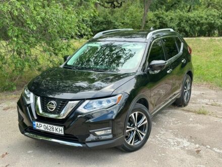 Ніссан Rogue 2018 у Запоріжжя на Automoto.ua Чорний Ніссан Rogue, об'ємом двигуна 2.5 л та пробігом 13 тис. км за 16500 $, фото 1 на Automoto.ua