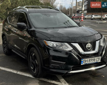 Черный Ниссан Rogue, объемом двигателя 2.49 л и пробегом 111 тыс. км за 15000 $, фото 1 на Automoto.ua