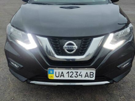 Ніссан Rogue 2019 у Яготине на Automoto.ua Чорний Ніссан Rogue, об'ємом двигуна 2.5 л та пробігом 70 тис. км за 17500 $, фото 1 на Automoto.ua