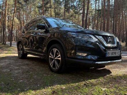 Черный Ниссан Rogue, объемом двигателя 2.49 л и пробегом 50 тыс. км за 16000 $, фото 1 на Automoto.ua