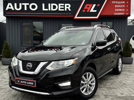 Черный Ниссан Rogue, объемом двигателя 2.49 л и пробегом 124 тыс. км за 16600 $, фото 1 на Automoto.ua