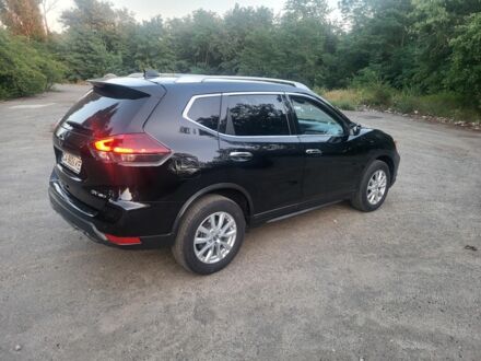 Черный Ниссан Rogue, объемом двигателя 2.5 л и пробегом 110 тыс. км за 16500 $, фото 1 на Automoto.ua