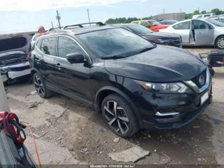 Ниссан Rogue 2021 в Ужгороде на Automoto.ua Черный Ниссан Rogue, объемом двигателя 2 л и пробегом 36 тыс. км за 5000 $, фото 1 на Automoto.ua