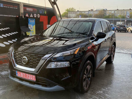 Чорний Ніссан Rogue, об'ємом двигуна 0 л та пробігом 17 тис. км за 26500 $, фото 1 на Automoto.ua