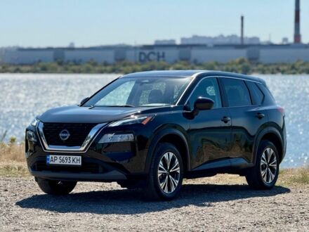 Чорний Ніссан Rogue, об'ємом двигуна 1.5 л та пробігом 75 тис. км за 23500 $, фото 1 на Automoto.ua