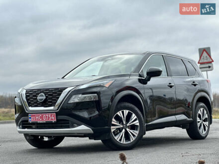 Черный Ниссан Rogue, объемом двигателя 1.5 л и пробегом 75 тыс. км за 22999 $, фото 1 на Automoto.ua