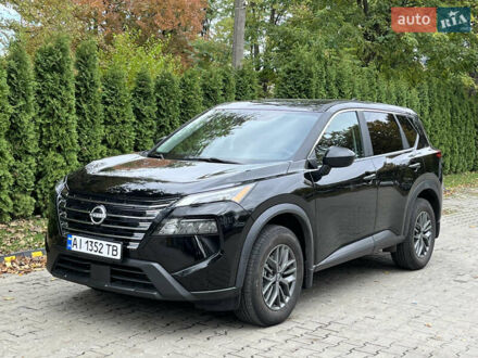 Ніссан Rogue 2024 у Києві на Automoto.ua Чорний Ніссан Rogue, об'ємом двигуна 1.5 л та пробігом 8 тис. км за 24700 $, фото 1 на Automoto.ua