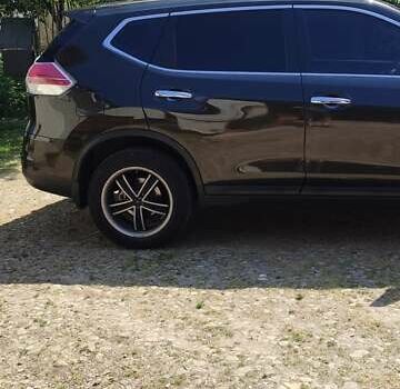 Коричневый Ниссан Rogue, объемом двигателя 2.5 л и пробегом 305 тыс. км за 12700 $, фото 3 на Automoto.ua