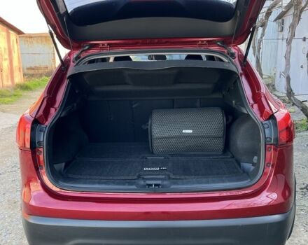 Червоний Ніссан Rogue, об'ємом двигуна 2 л та пробігом 117 тис. км за 14500 $, фото 5 на Automoto.ua