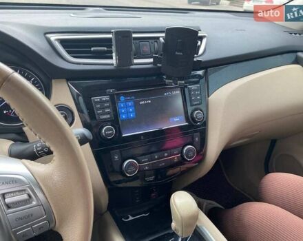 Червоний Ніссан Rogue, об'ємом двигуна 2.49 л та пробігом 175 тис. км за 12000 $, фото 6 на Automoto.ua