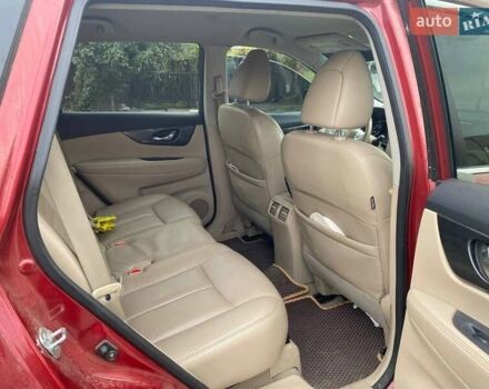 Червоний Ніссан Rogue, об'ємом двигуна 2.49 л та пробігом 175 тис. км за 12000 $, фото 3 на Automoto.ua