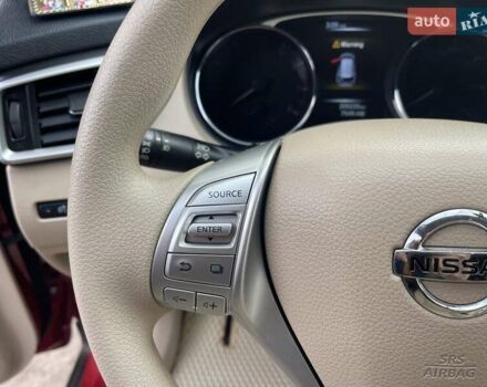 Красный Ниссан Rogue, объемом двигателя 2.49 л и пробегом 198 тыс. км за 12200 $, фото 10 на Automoto.ua