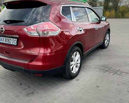 Красный Ниссан Rogue, объемом двигателя 2.49 л и пробегом 225 тыс. км за 13500 $, фото 5 на Automoto.ua