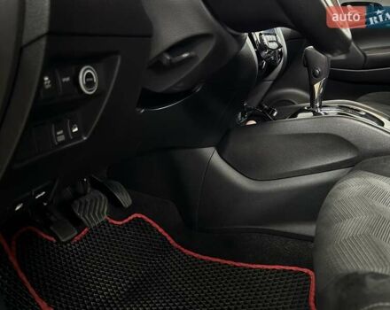 Ниссан Rogue 2014 в Киеве на Automoto.ua Красный Ниссан Rogue, объемом двигателя 2.49 л и пробегом 126 тыс. км за 12300 $, фото 20 на Automoto.ua