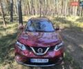 Красный Ниссан Rogue, объемом двигателя 2.49 л и пробегом 250 тыс. км за 14000 $, фото 2 на Automoto.ua