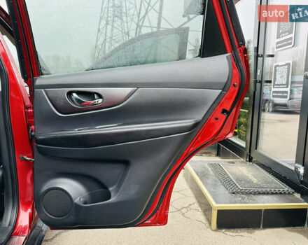 Красный Ниссан Rogue, объемом двигателя 2.5 л и пробегом 153 тыс. км за 12900 $, фото 21 на Automoto.ua