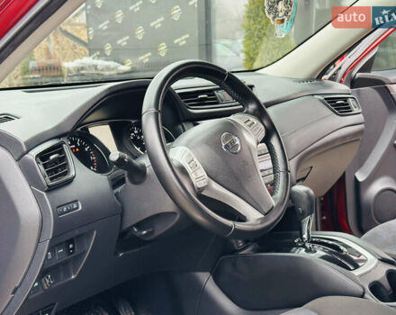 Красный Ниссан Rogue, объемом двигателя 2.5 л и пробегом 153 тыс. км за 12900 $, фото 14 на Automoto.ua