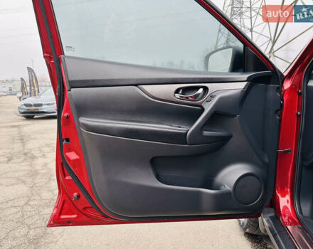 Красный Ниссан Rogue, объемом двигателя 2.5 л и пробегом 153 тыс. км за 12900 $, фото 15 на Automoto.ua