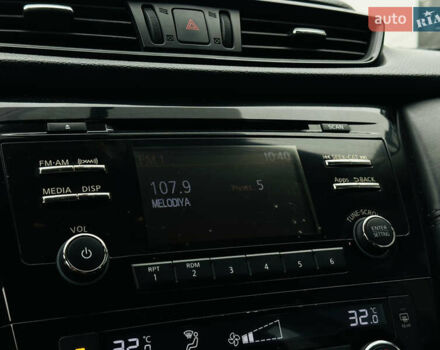 Красный Ниссан Rogue, объемом двигателя 2.5 л и пробегом 153 тыс. км за 12900 $, фото 29 на Automoto.ua