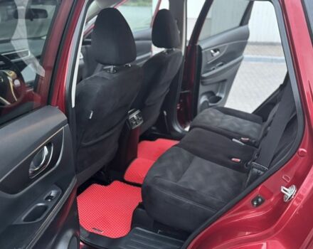 Красный Ниссан Rogue, объемом двигателя 2.5 л и пробегом 105 тыс. км за 12700 $, фото 9 на Automoto.ua