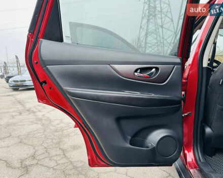 Красный Ниссан Rogue, объемом двигателя 2.5 л и пробегом 153 тыс. км за 12900 $, фото 17 на Automoto.ua