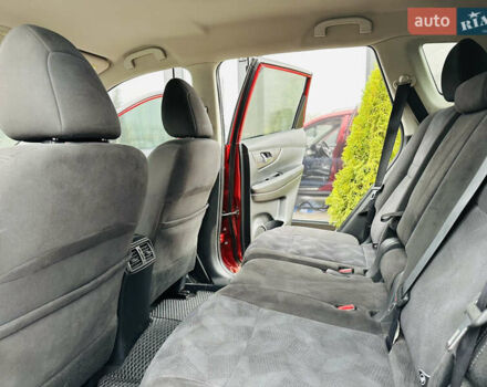 Красный Ниссан Rogue, объемом двигателя 2.5 л и пробегом 153 тыс. км за 12900 $, фото 16 на Automoto.ua